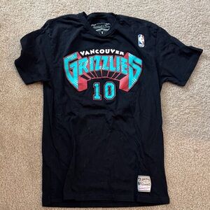 Mitchell & Ness Vancouver Grizzlies Black and Teal T-Shirt